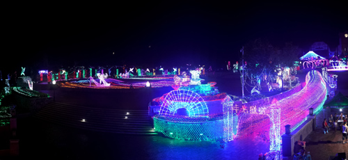 多福山景区第二届梦幻灯光节吸引八方来客