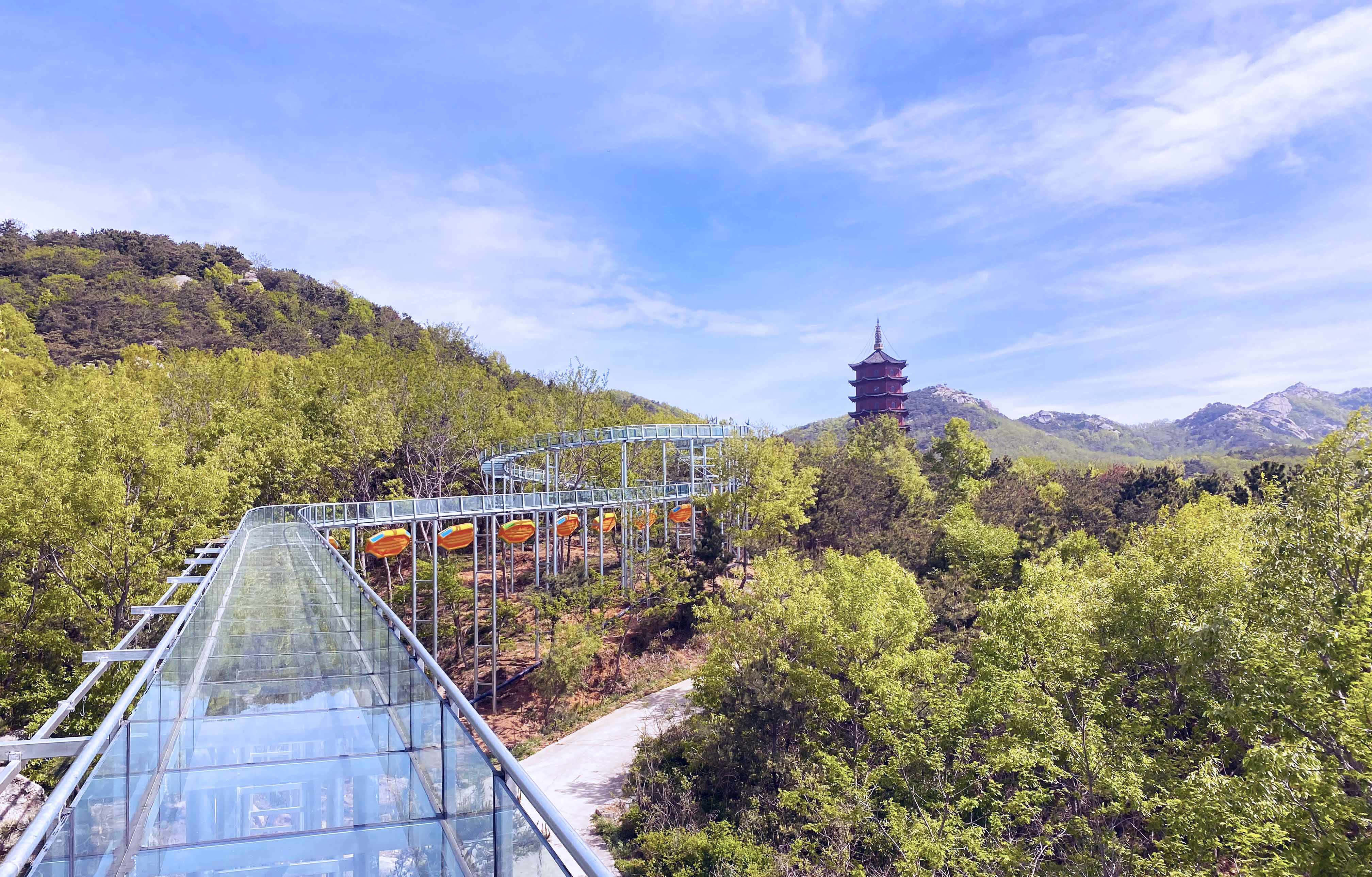 多福山景区玻璃漂流定于2023年5月27日正式对外开放